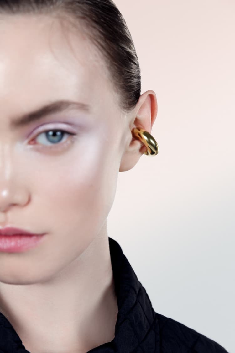Ear cuff grueso de oro