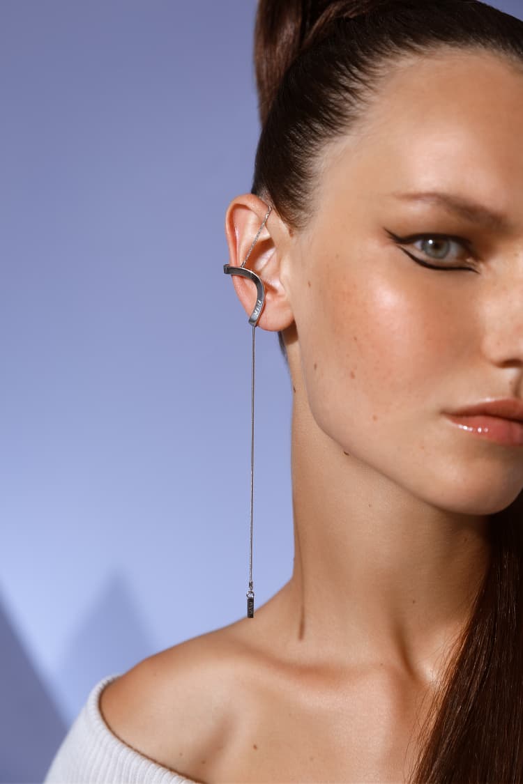 Ear cuff único de plata