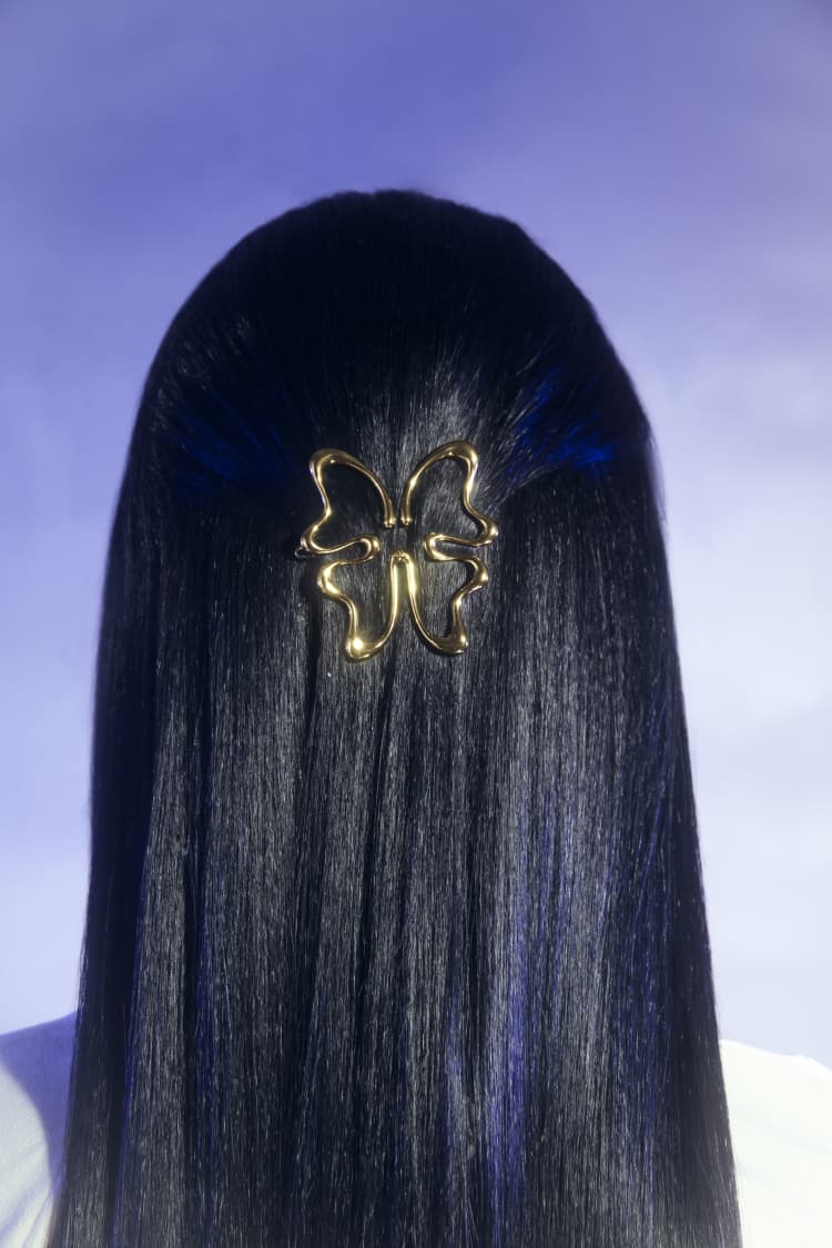 Clip para el cabello de mariposa en oro