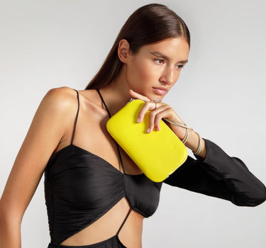 Bolso cruzado en amarillo
