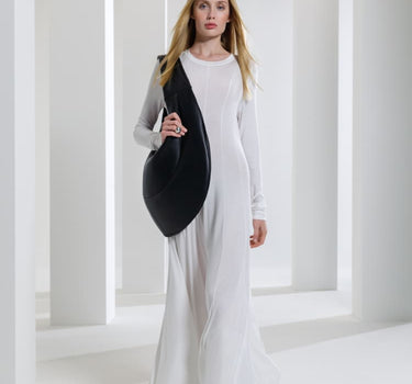 Bolso negro de cuero reciclado