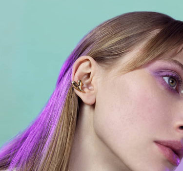 Ear cuff de corazón en oro