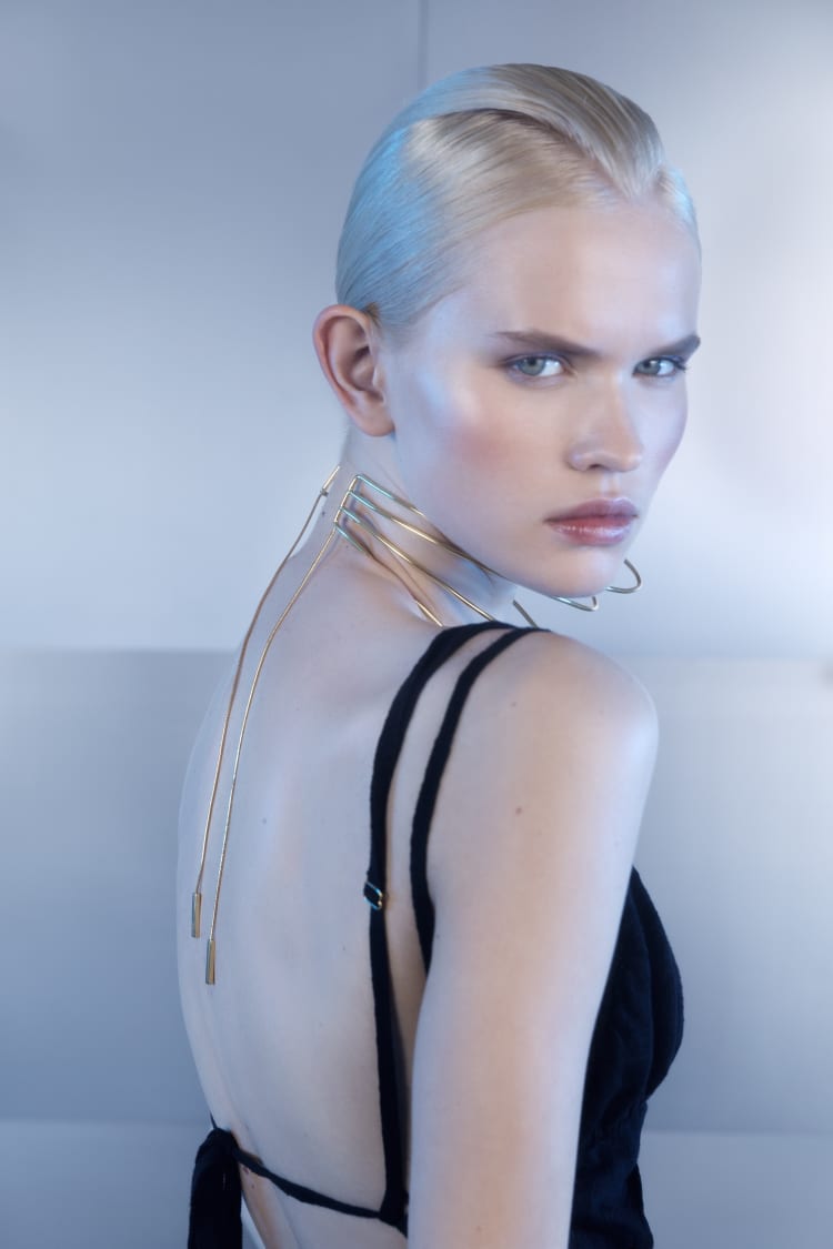 Collar gargantilla de oro