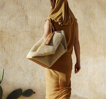 Bolso de mano de rafia