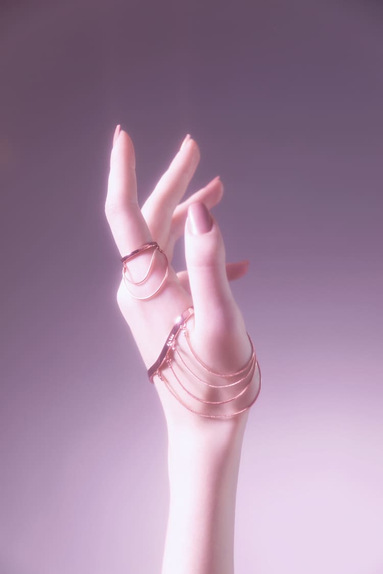 Juego de cadenas de mano en oro rosa