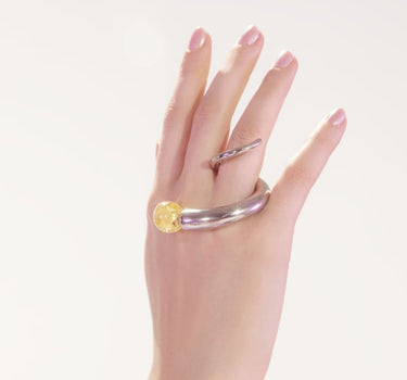 Anillo de plata con cuarzo