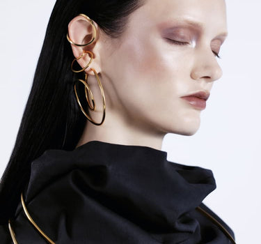 Pendientes de espiral de oro