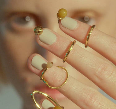 Juego de anillos de oro para uñas