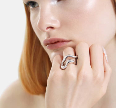 anillo de forma libre de plata