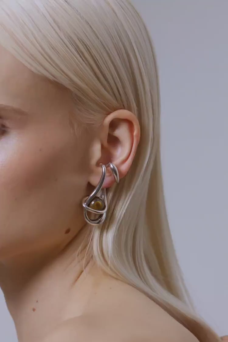 Ear Cuff de Ojo de Tigre en Plata