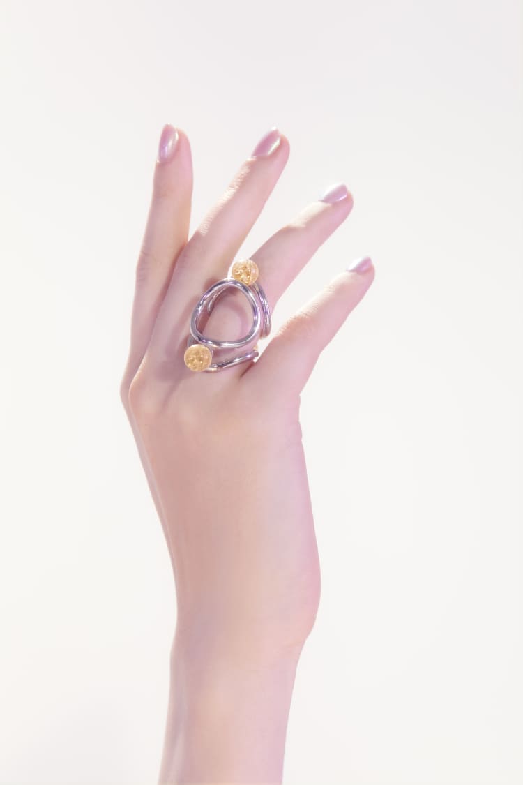 Silver plated ring with yellow quartz